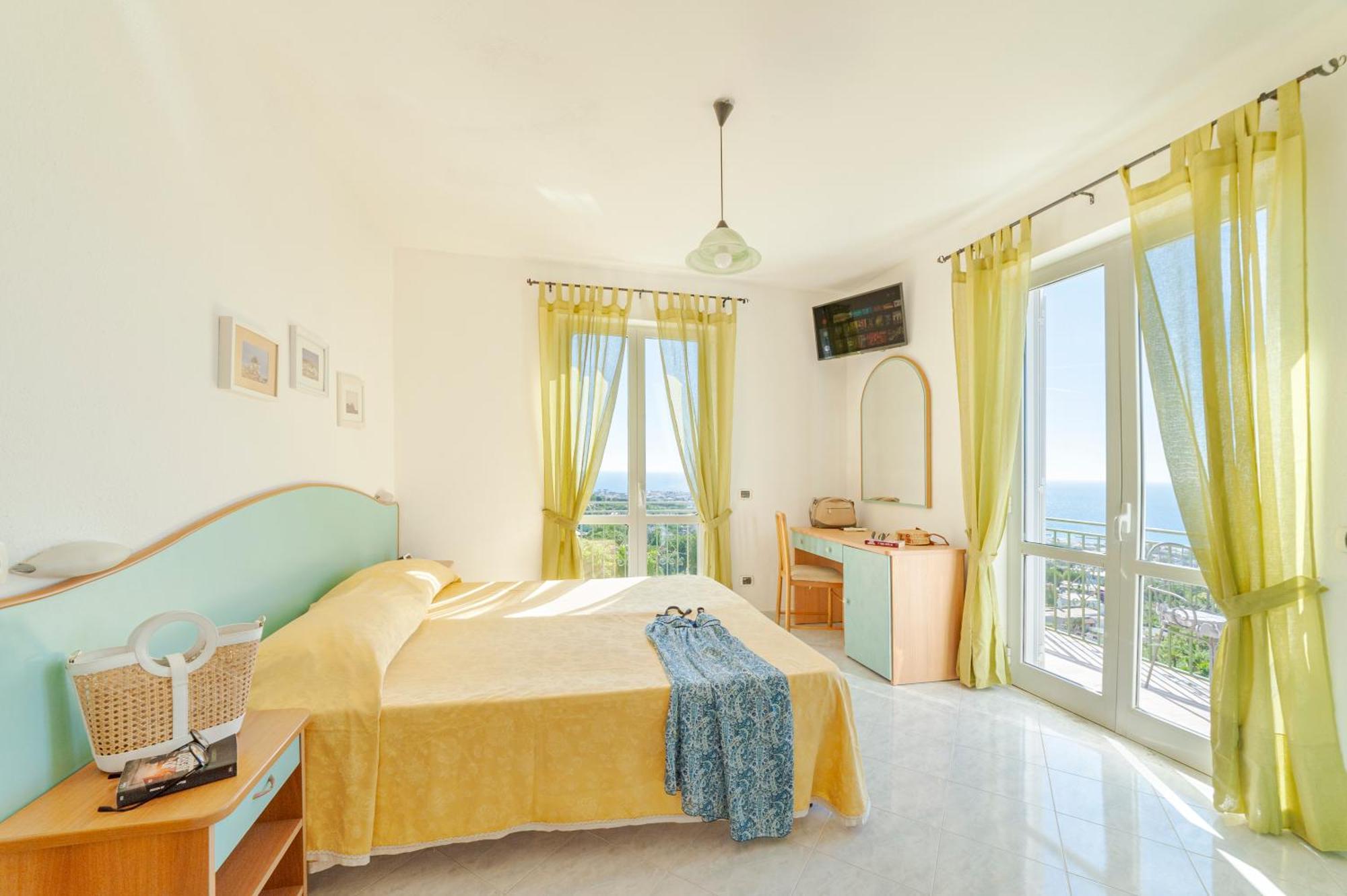 Poggio Del Sole Hotel Forio  Luaran gambar